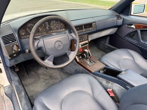 Used 1996 Mercedes-Benz SL 320 image 24