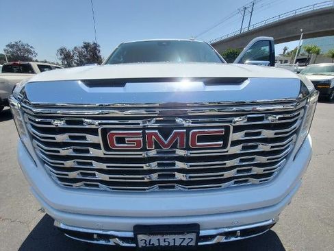 Used 2024 GMC Sierra 1500 Denali AWD/4WD image 32