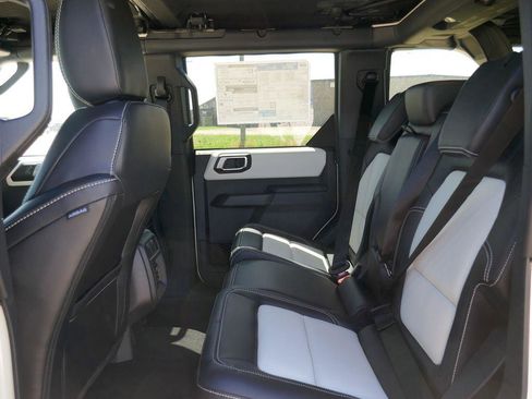 New 2026 Ford Bronco Outer Banks AWD/4WD image 13