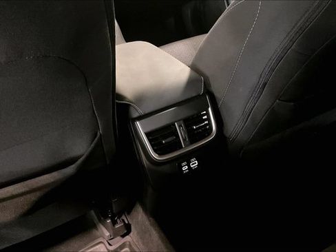 Used 2025 Subaru Outback Premium AWD/4WD image 34