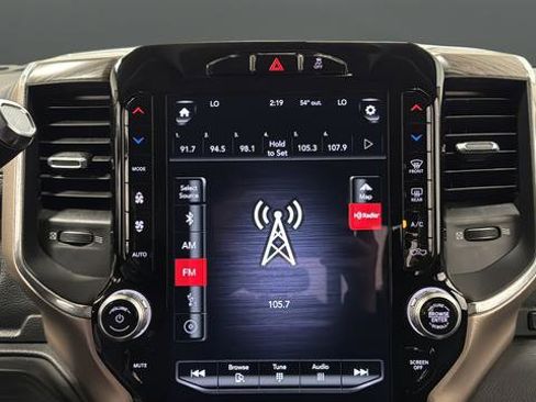 Used 2019 RAM 2500 Laramie AWD/4WD image 29