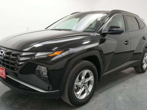 Used 2023 Hyundai Tucson SEL AWD/4WD image 3