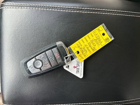 Used 2020 Ford Explorer XLT w/ Equipment Group 202A RWD image 26