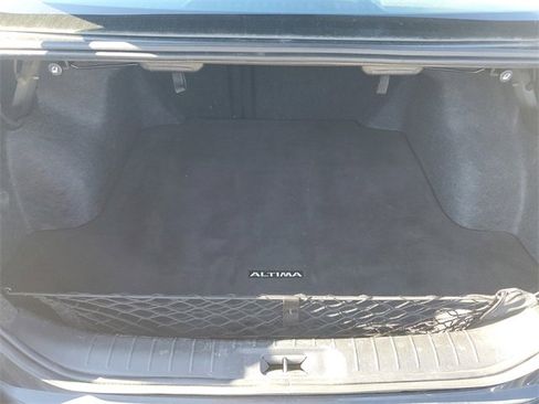 Used 2024 Nissan Altima 2.5 SV image 9