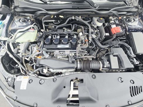 Used 2018 Honda Civic Touring image 19