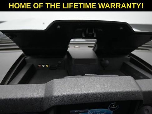 Used 2015 Ford F250 Lariat w/ Chrome Package image 26