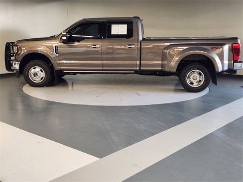 Used 2020 Ford F350 King Ranch w/ King Ranch Ultimate Package image 5