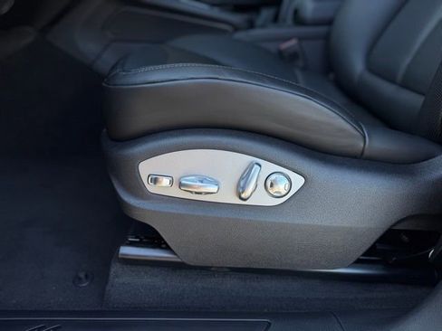 New 2026 Porsche Macan AWD/4WD image 29