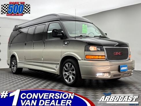 Used 2022 GMC Savana 2500 Extended w/ Enhanced Convenience Package RWD image 1