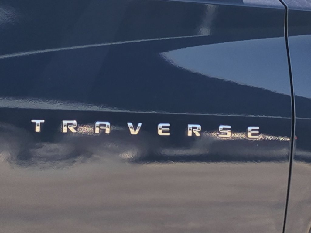 Used 2023 Chevrolet Traverse LT FWD image 10