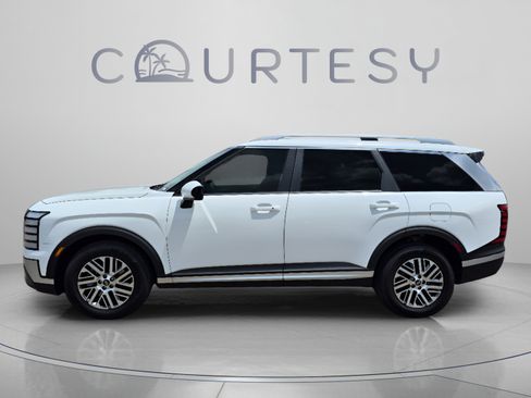 New 2026 Hyundai Palisade SEL FWD image 2