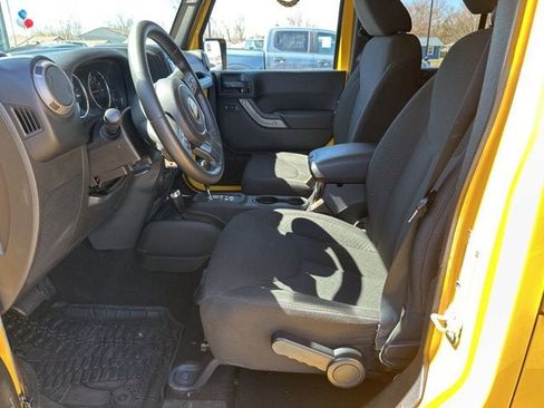 Used 2015 Jeep Wrangler Unlimited Sport w/ Quick Order Package 24S image 12