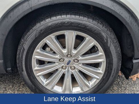 Used 2020 Ford Explorer Limited image 11