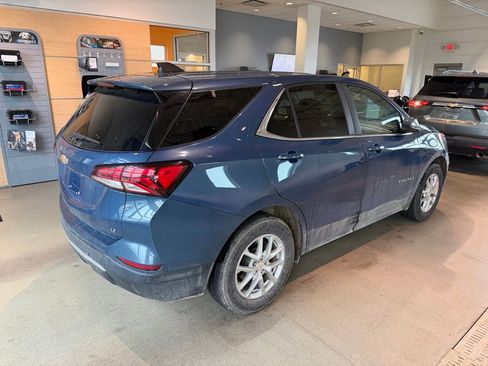 Used 2024 Chevrolet Equinox LT w/ LPO, Floor Liner Package FWD image 3