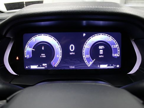 New 2026 Jeep Grand Cherokee Altitude image 9