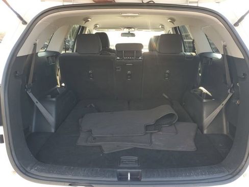 Used 2019 Kia Sorento LX image 7