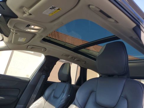 Used 2023 Volvo XC60 B5 Ultimate w/ Climate Package image 28