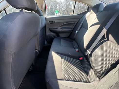 Used 2020 Nissan Versa S image 15
