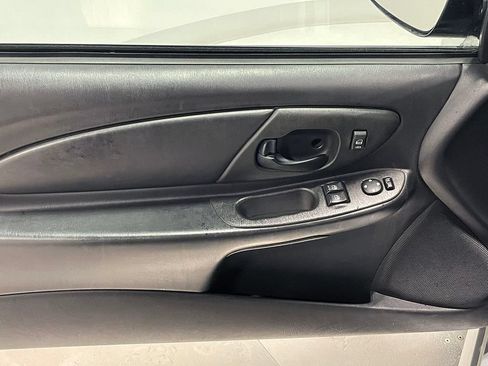 Used 2001 Chevrolet Monte Carlo SS w/ High Sport Appearance Pkg FWD image 56
