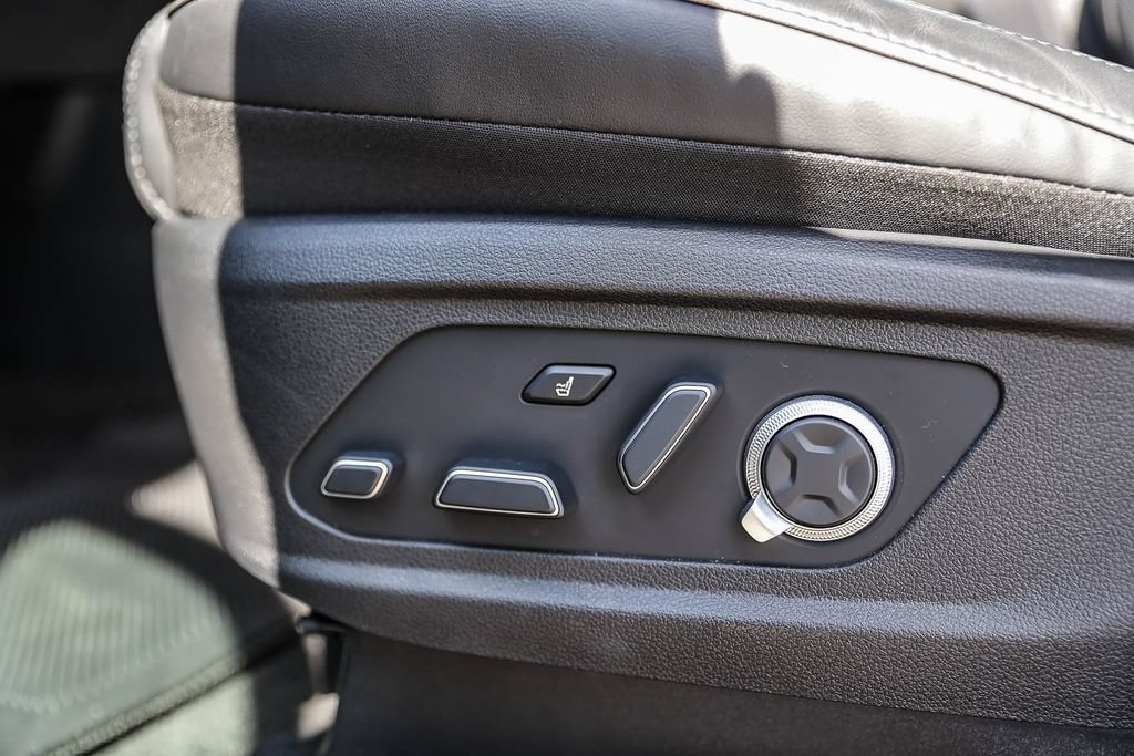 Certified 2025 Hyundai Palisade Calligraphy AWD/4WD image 21