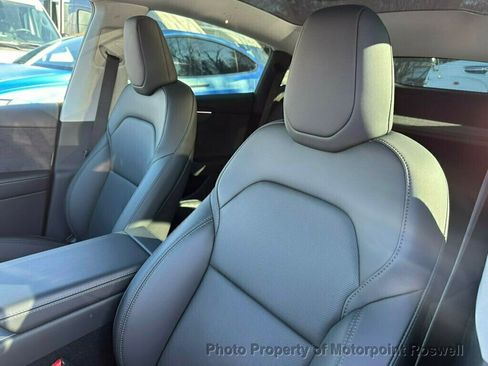 Used 2026 Tesla Model Y Long Range image 14
