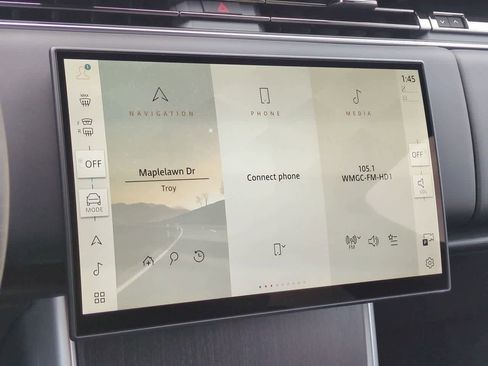 New 2025 Land Rover Range Rover Long Wheelbase SE image 28