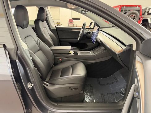 Used 2023 Tesla Model Y Performance AWD/4WD image 37