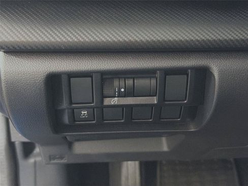 Used 2023 Subaru Impreza 2.0i Premium AWD/4WD image 17