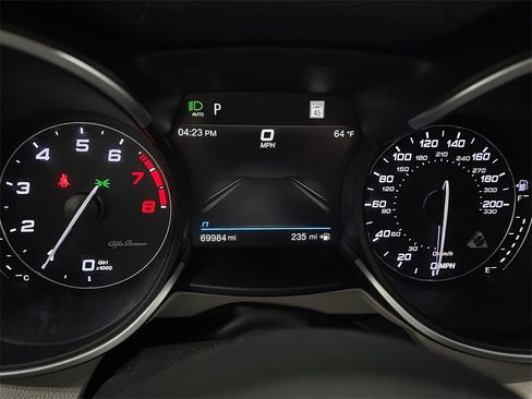 Used 2020 Alfa Romeo Stelvio Quadrifoglio image 24