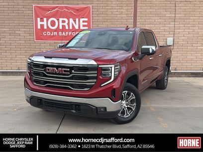 Used 2022 GMC Sierra 1500 SLT w/ Max Trailering Package