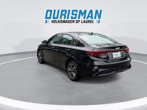 Used 2022 Kia Forte LXS FWD image 6
