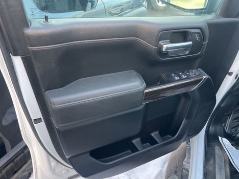 Used 2020 Chevrolet Silverado 1500 LT image 15