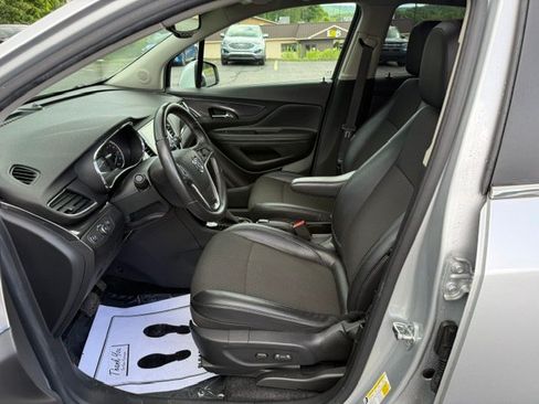 Used 2019 Buick Encore Sport Touring w/ Safety Package AWD/4WD image 10