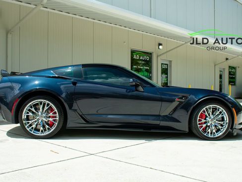 Used 2016 Chevrolet Corvette Z06 w/ Z07 Performance Package RWD image 6
