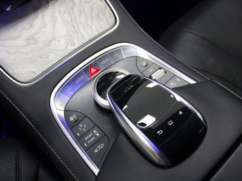 Used 2015 Mercedes-Benz S 550 4MATIC Sedan image 41