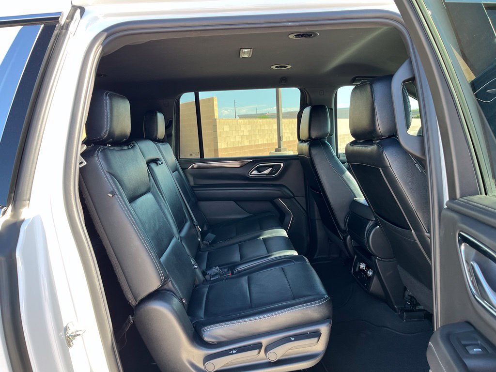 Used 2023 GMC Yukon XL SLE RWD image 15