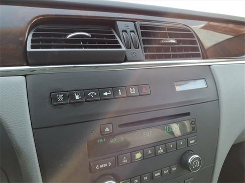 Used 2007 Buick LaCrosse CX w/ Chrome Enhancement Package image 18