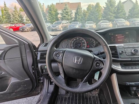 Used 2015 Honda Accord Sport image 9