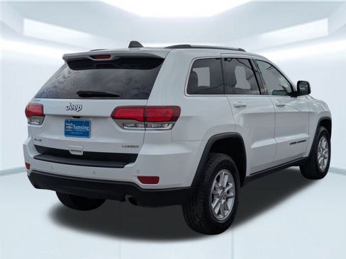 Used 2020 Jeep Grand Cherokee Laredo image 6