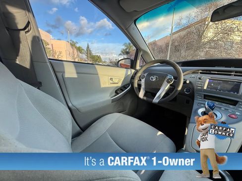 Used 2015 Toyota Prius One image 40