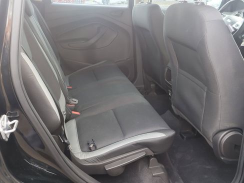 Used 2016 Ford Escape S image 8