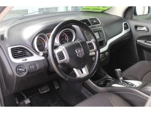 Used 2017 Dodge Journey SXT w/ Blacktop Package image 8