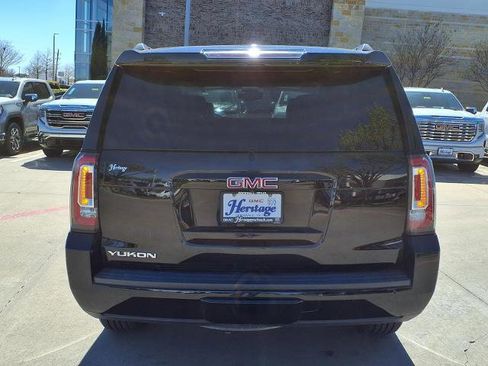 Used 2017 GMC Yukon SLE w/ SLE Value Package image 23