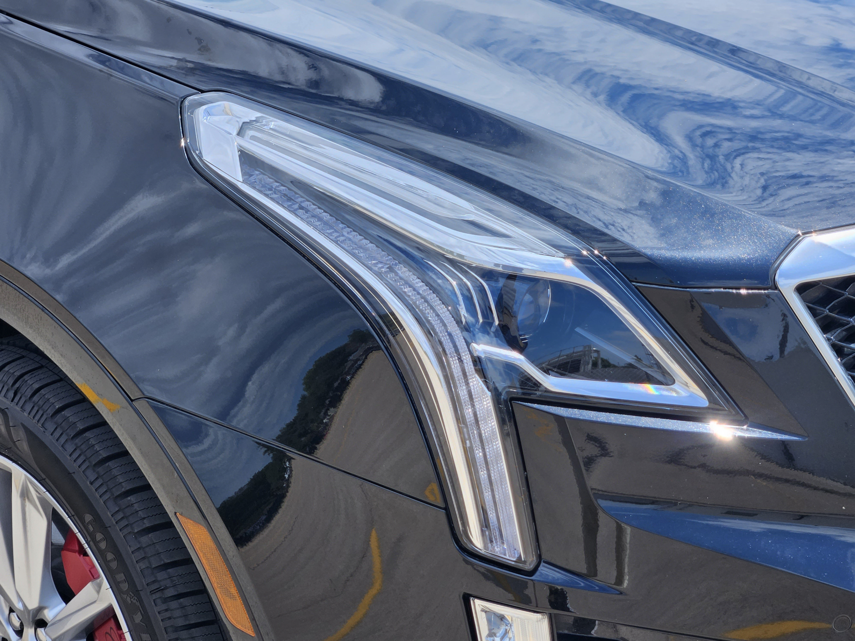 Used 2023 Cadillac XT5 Sportv w/ Technology Package AWD/4WD image 28