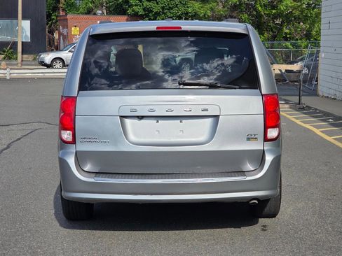 Used 2017 Dodge Grand Caravan GT FWD image 6
