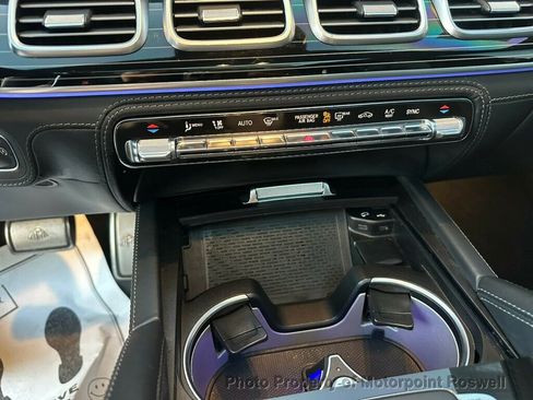 Used 2021 Mercedes-Benz Maybach GLS 600 Maybach GLS 600 4MATIC SUV image 21