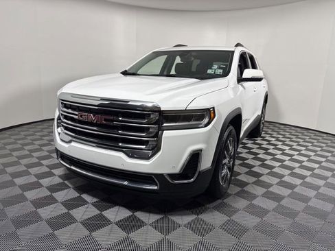 Used 2023 GMC Acadia SLT image 1