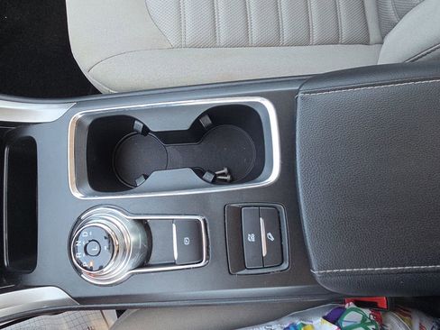 Used 2018 Ford Fusion S image 31