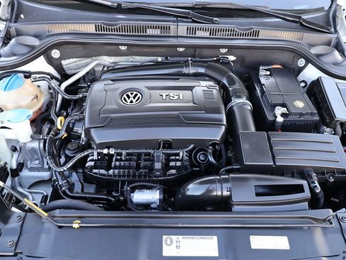 Used 2016 Volkswagen Jetta Sport FWD image 19