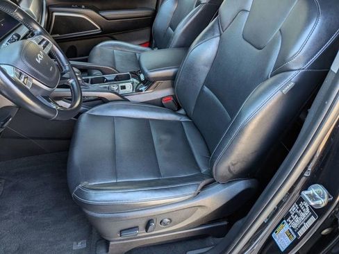 Certified 2023 Kia Telluride S w/ S Sunroof Package AWD/4WD image 24